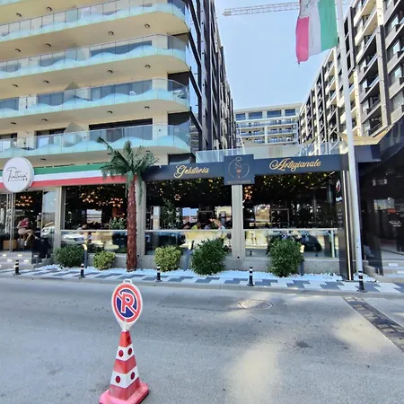Studio4 Stefan Building Mamaia Nord ナボダリ