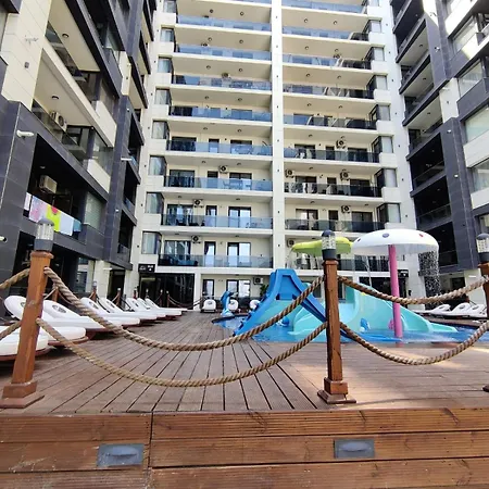 Studio4 Stefan Building Mamaia Nord *